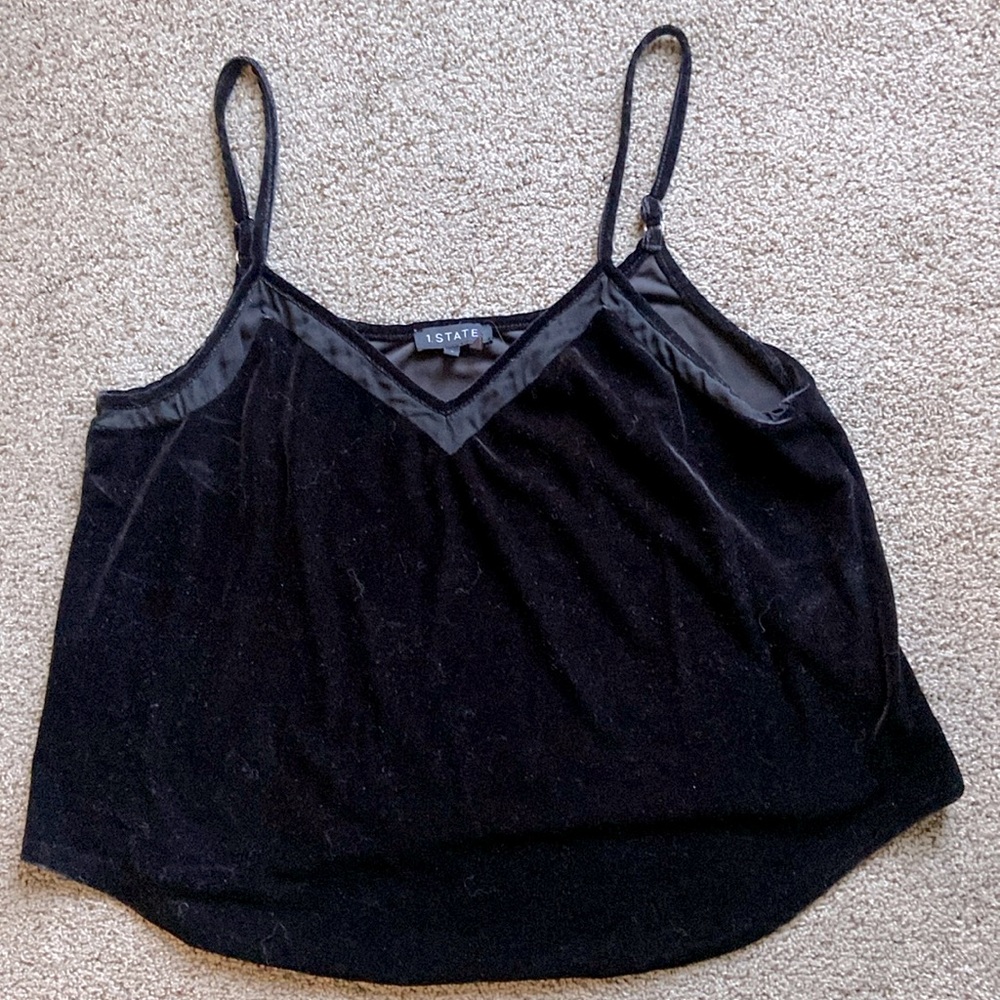 1 State black velvet cami top Sz L